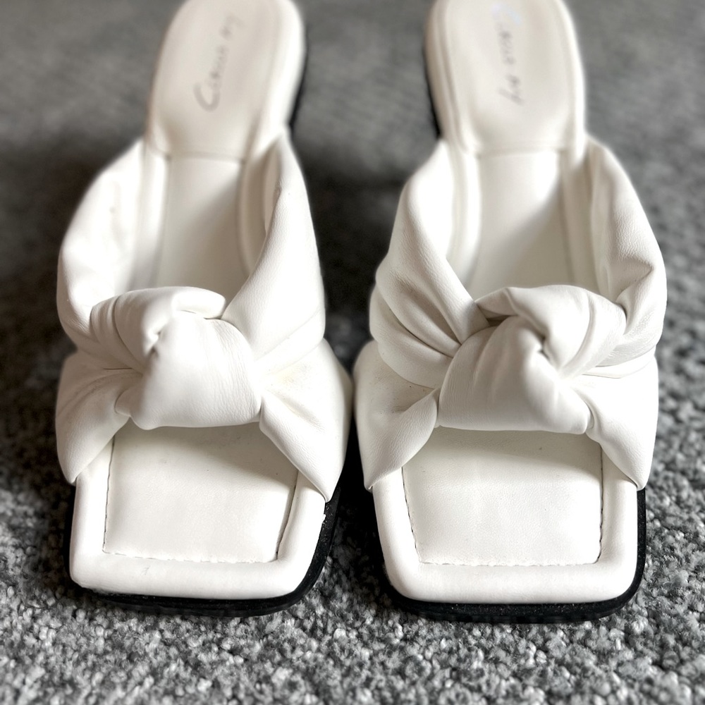 Circus by Sam Edelman sandals white worn once